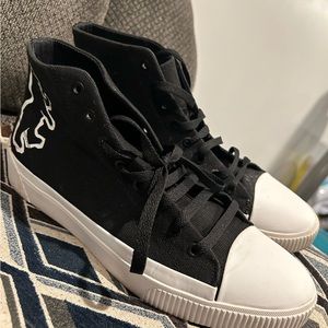 Hugo boss men’s zero high top bear sneakers size 12. only wore once